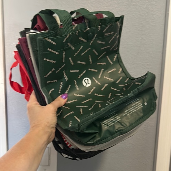 Lululemon Logo Tote Bags. Bundle of 11 - Picture 1 of 8